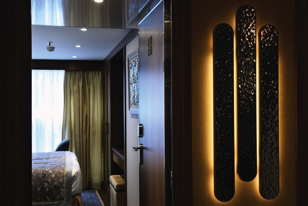 APT MS Douro Serenity Panorama Balcony 2.jpg